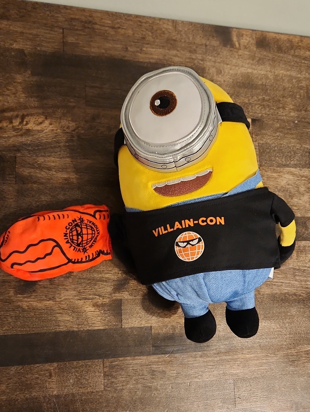 Villain-Con Minion Plush Wearing Spiderman Style Shirt - Universal Studios